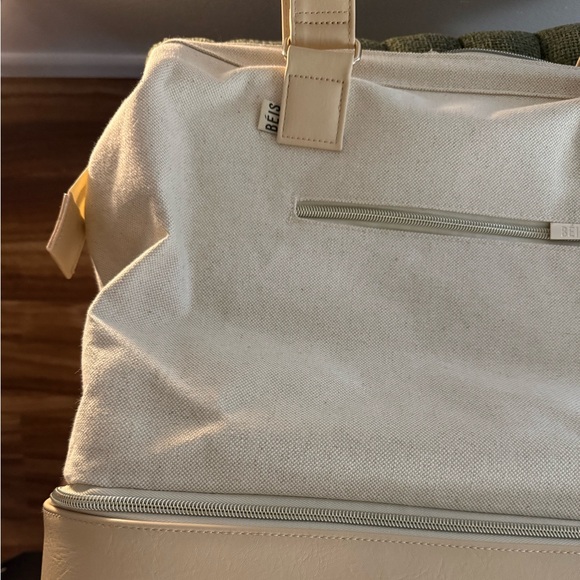 BEIS Mini Weekender 

NWOT - Picture 3 of 4